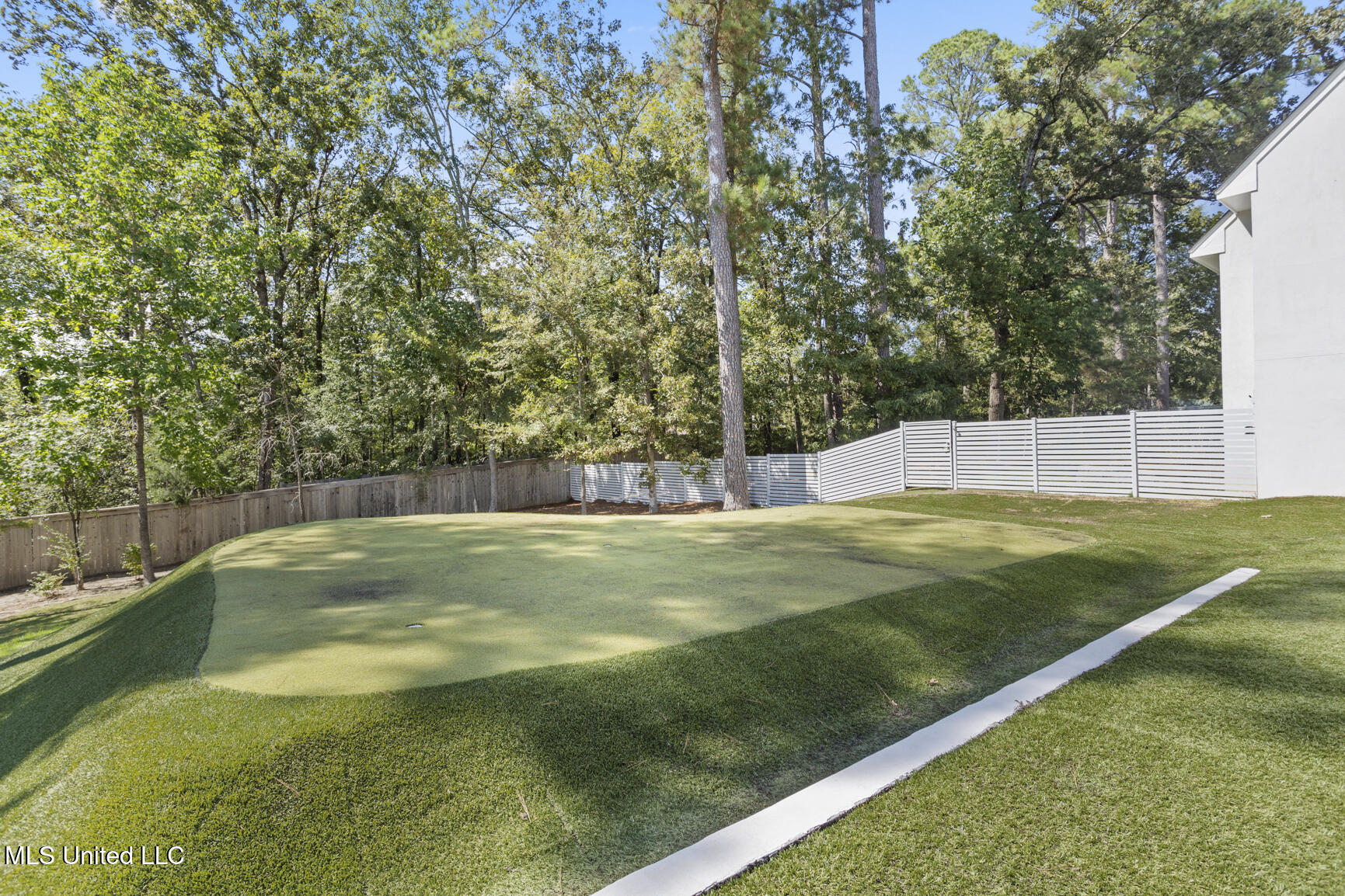 919 Montrose Drive Ridgeland, MS 39157 - Photo 69 of 75 919 Montrose ext-16