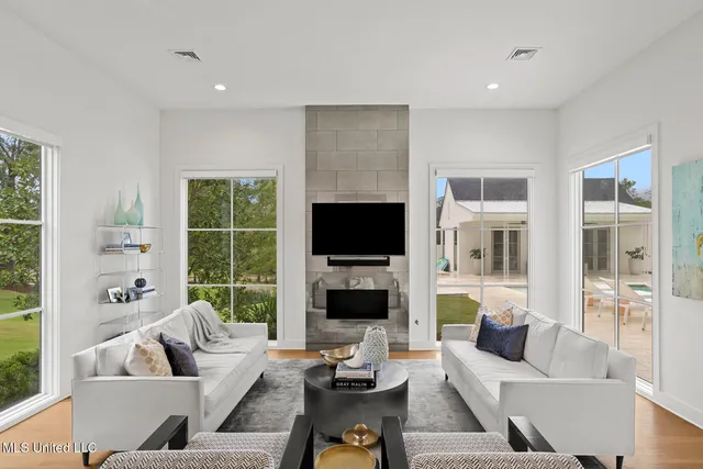 $1,750,000 | 919 Montrose Drive, Ridgeland, MS 39157