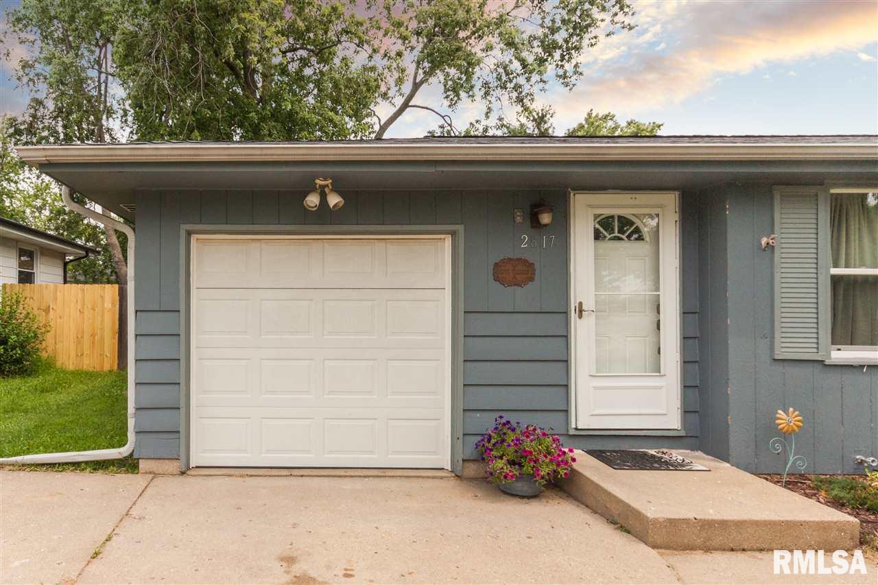2817 West James Road Peoria, IL 61615 - Photo 2 of 34 Gallery Image 2