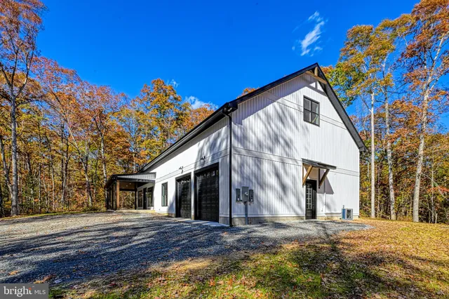 $998,500 | 375 Equestrian Landing Trail, Bumpass, VA 23024