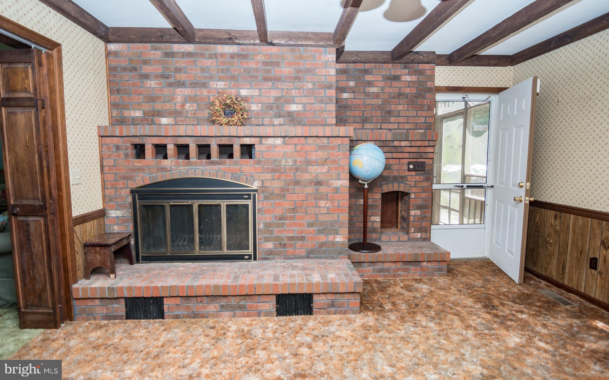 508 Beebe Road Harrington, DE 19952 - Photo 12 of 40 Family Room - fireplace