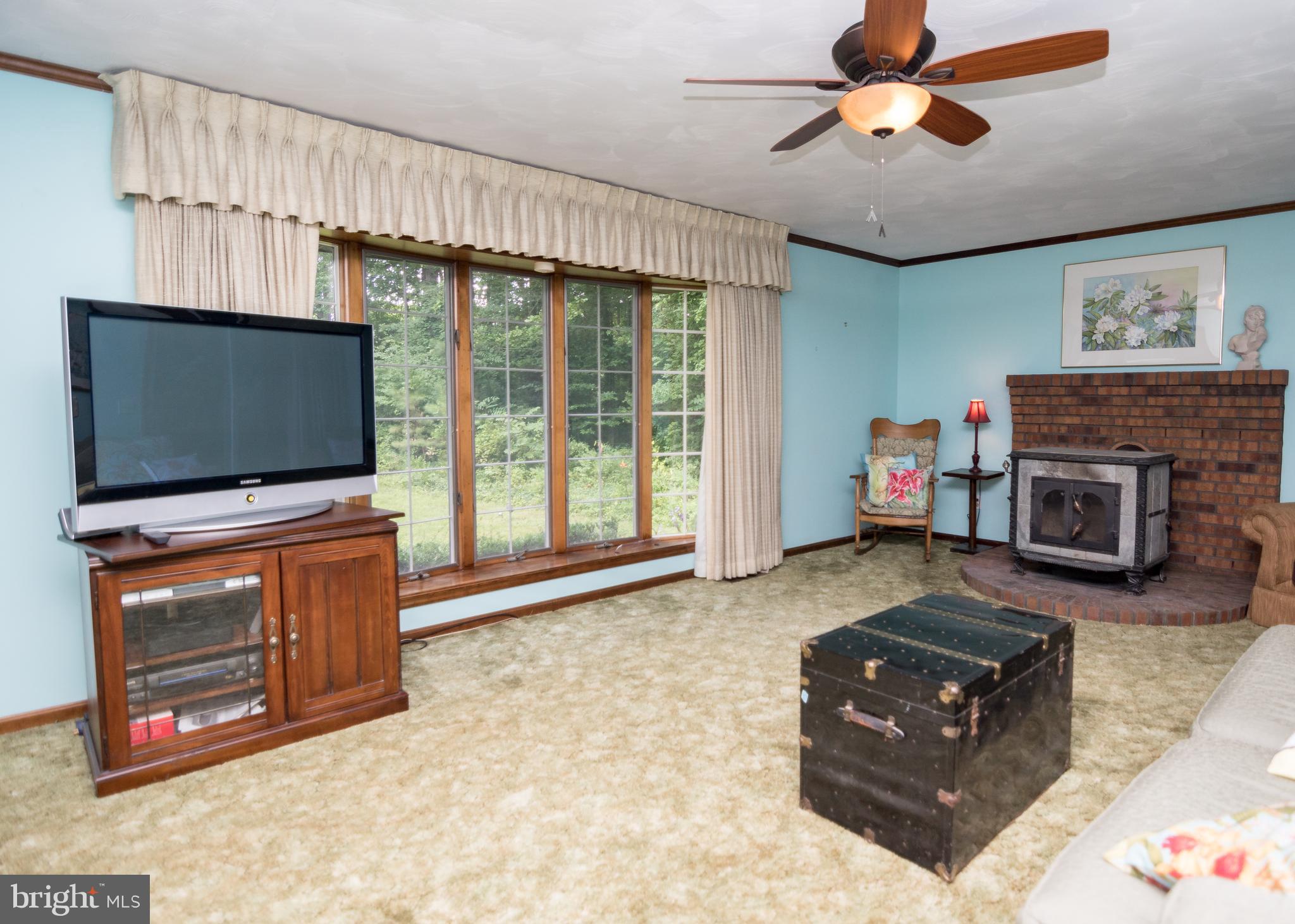 508 Beebe Road Harrington, DE 19952 - Photo 13 of 40 Living Room