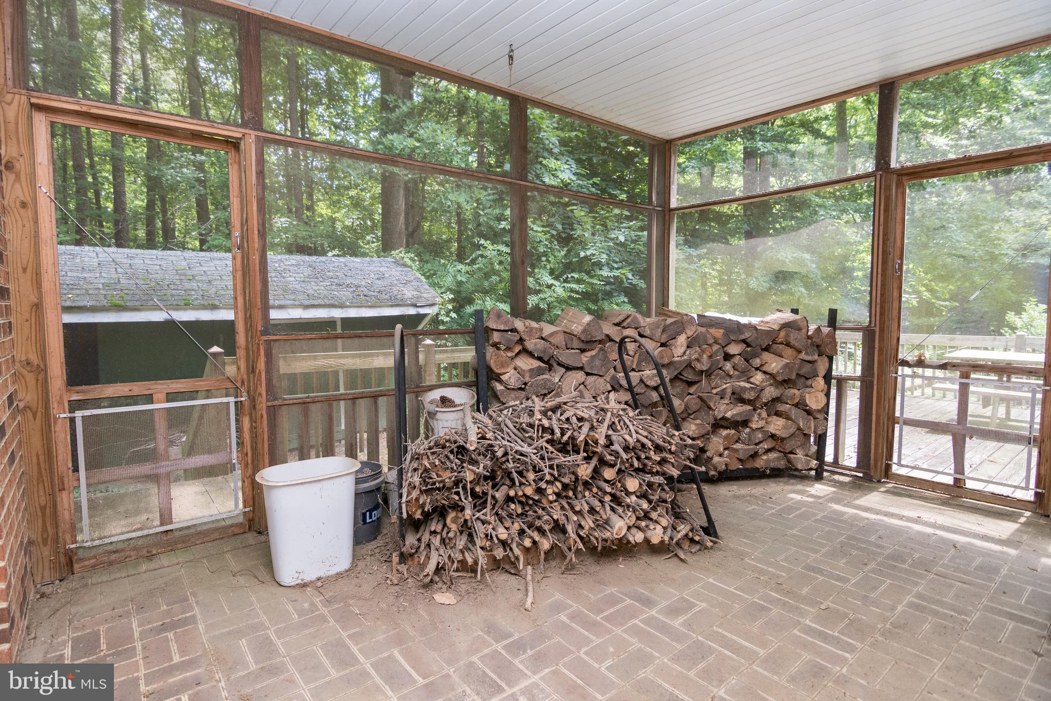 508 Beebe Road Harrington, DE 19952 - Photo 20 of 40 First floor screened porch