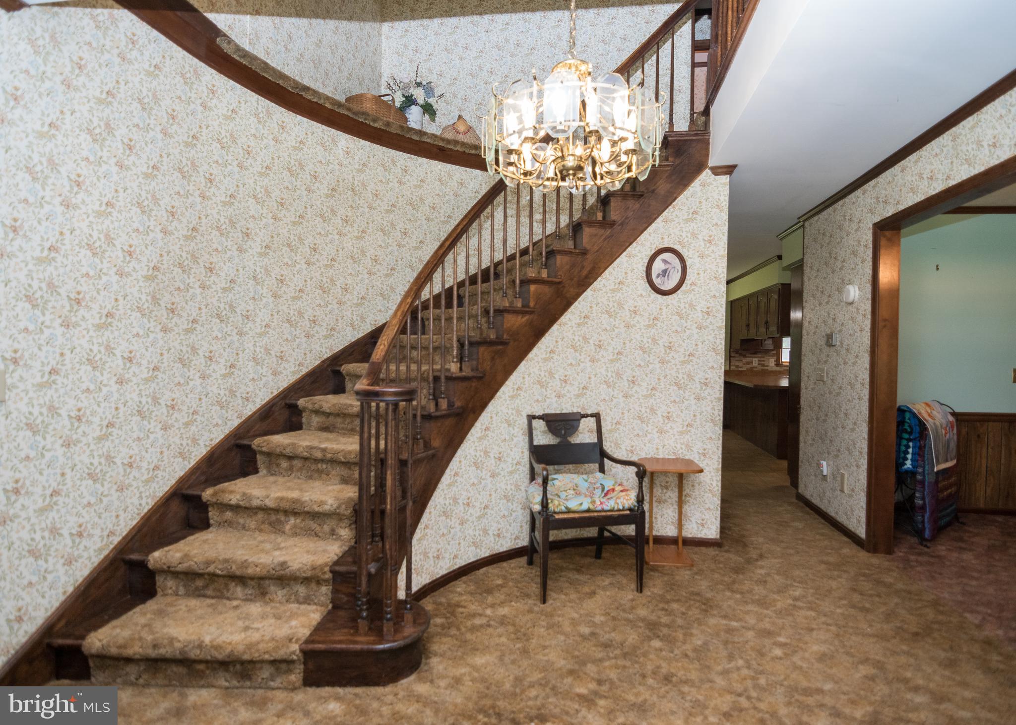 508 Beebe Road Harrington, DE 19952 - Photo 3 of 40 Foyer - spiral staircase