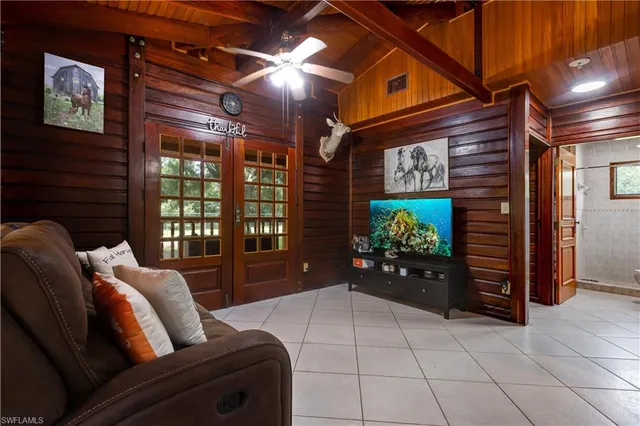 $1,100,000 | 410 North Cabbage Palm Street, Clewiston, FL 33440