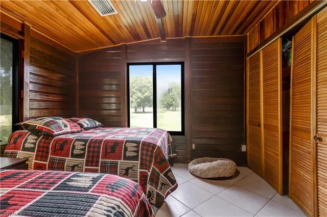 $1,100,000 | 410 North Cabbage Palm Street, Clewiston, FL 33440