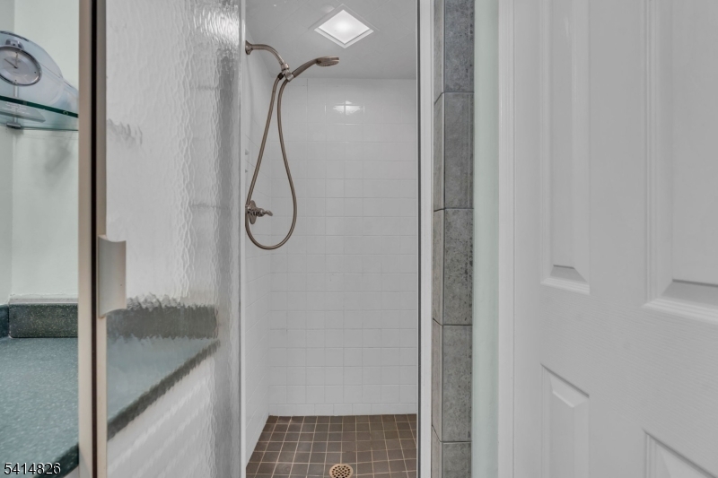 206 Cokesbury Road Lebanon, NJ 08833 - Photo 22 of 32