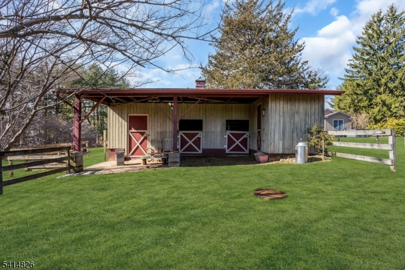 206 Cokesbury Road Lebanon, NJ 08833 - Photo 3 of 32