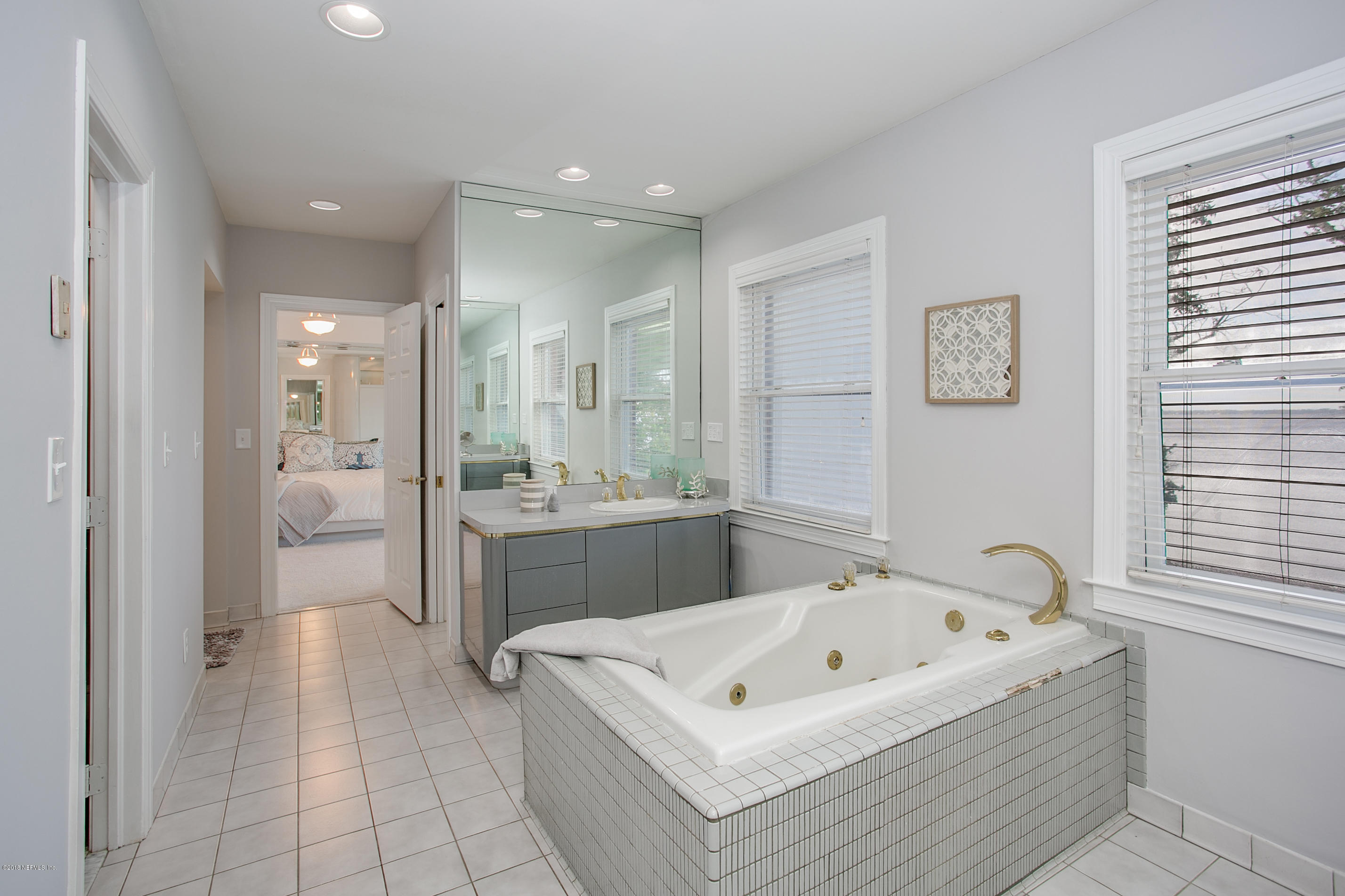 1822 River Road Jacksonville, FL 32207 - Photo 25 of 42 Master Bathroom2