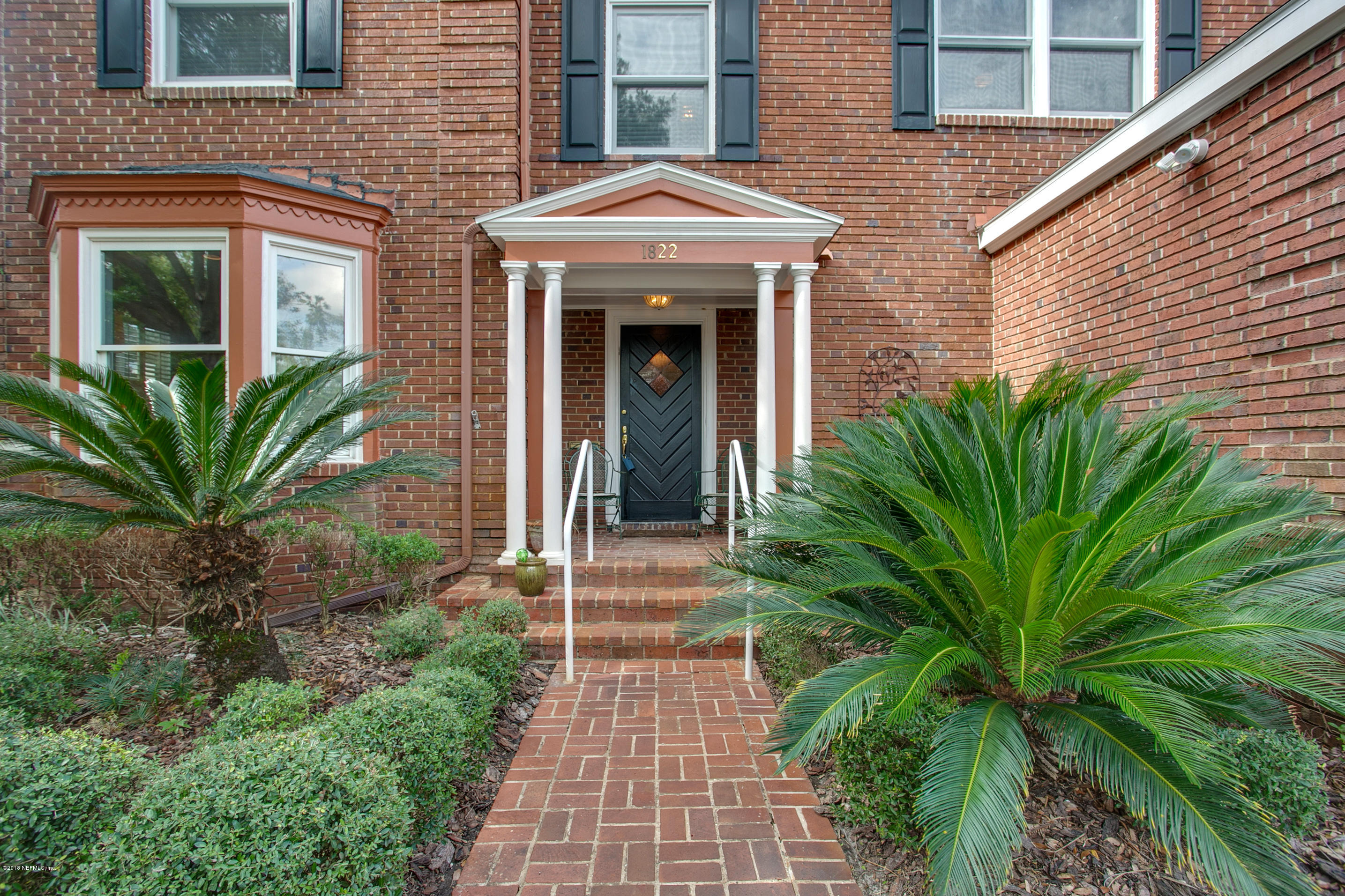 1822 River Road Jacksonville, FL 32207 - Photo 3 of 42 Entryway