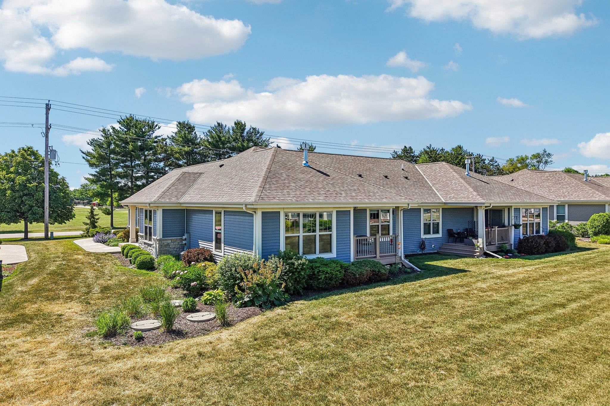 306 Markham Road, Unit 202 Eagle, WI 53119 - Photo 2 of 28