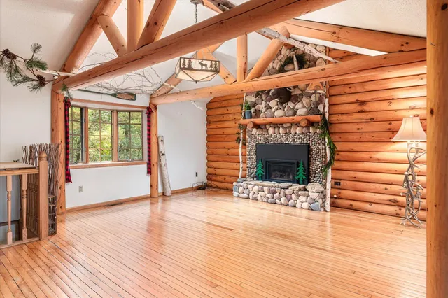 $599,999 | N3861 Highway 27, Manchester, WI 54615