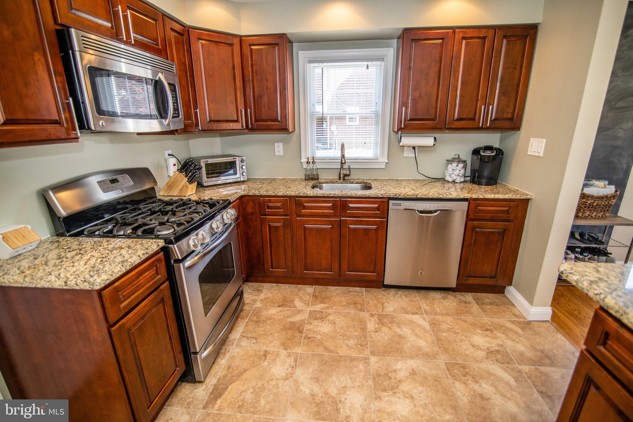60 Providence Road Morton, PA 19070 - Photo 10 of 25 gourmet kitchen