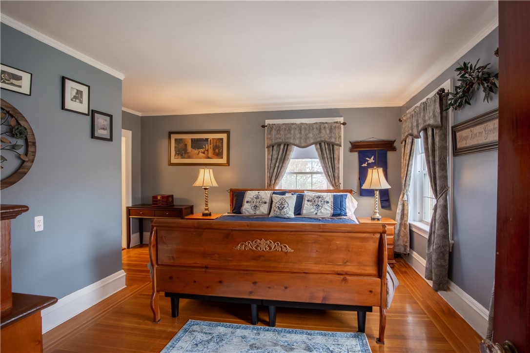28 West Main Road Middletown, RI 02842 - Photo 31 of 48