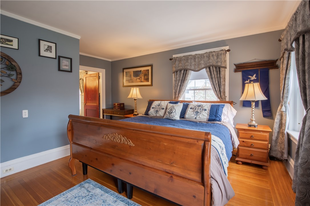 28 West Main Road Middletown, RI 02842 - Photo 32 of 48