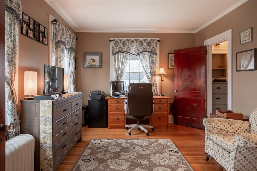 28 West Main Road Middletown, RI 02842 - Photo 37 of 48