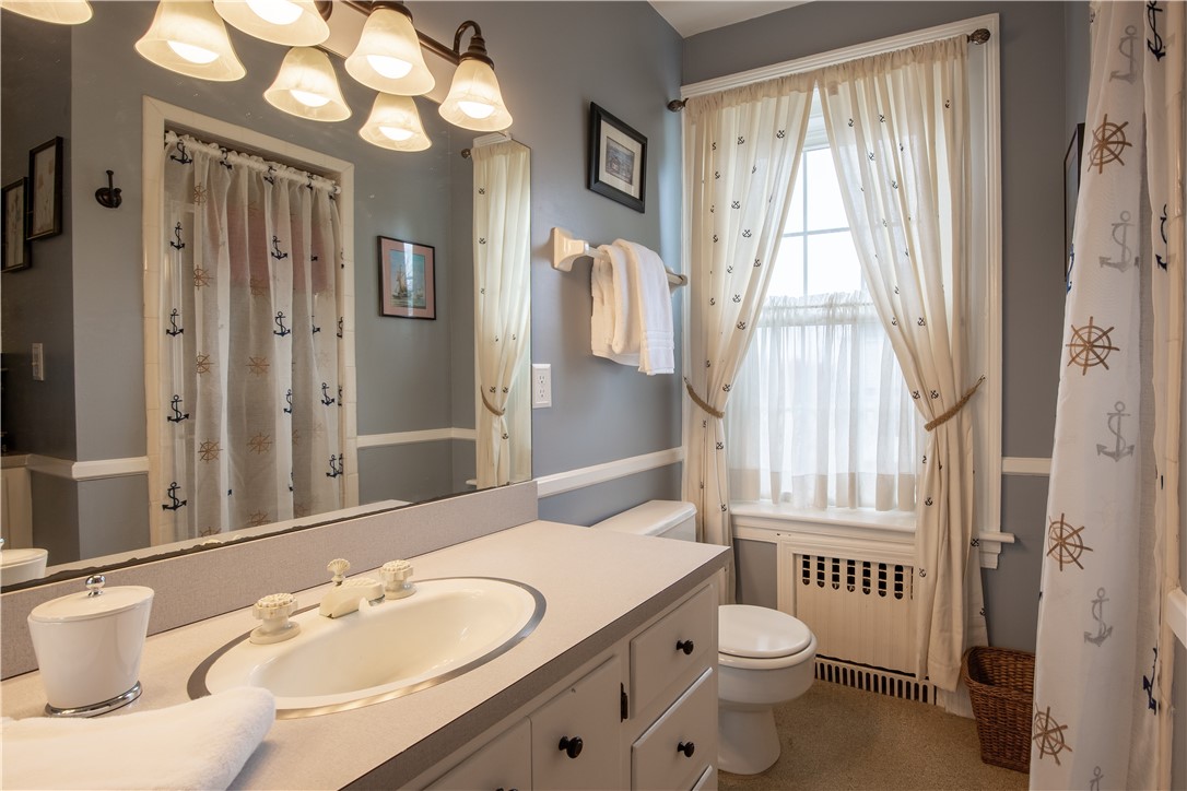 28 West Main Road Middletown, RI 02842 - Photo 41 of 48