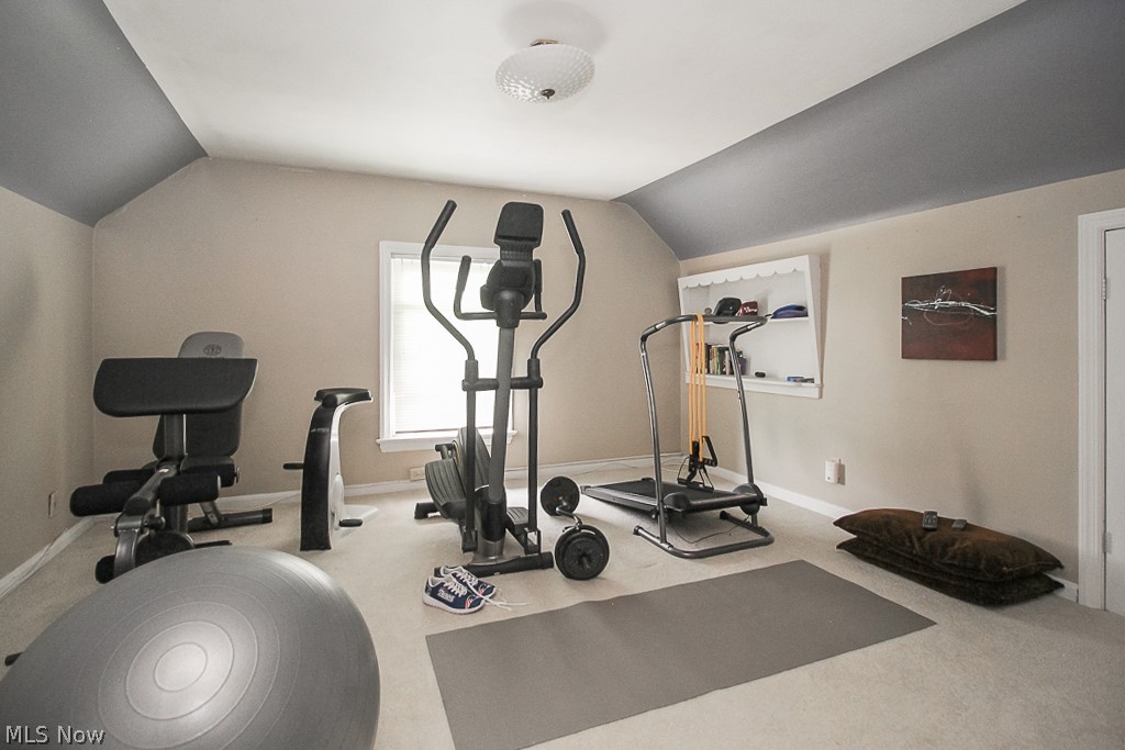 3785 Hillbrook Road Cleveland, OH 44118 - Photo 27 of 35 Gallery Image 27