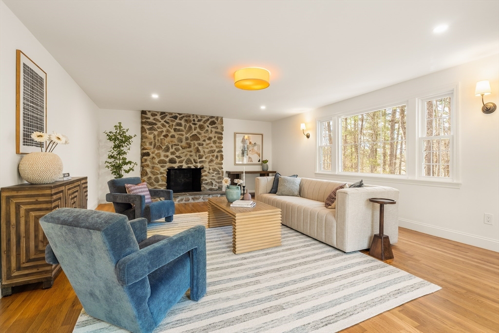 14 Snyder Road Medfield, MA 02052 - Photo 12 of 34 Gallery Image 12