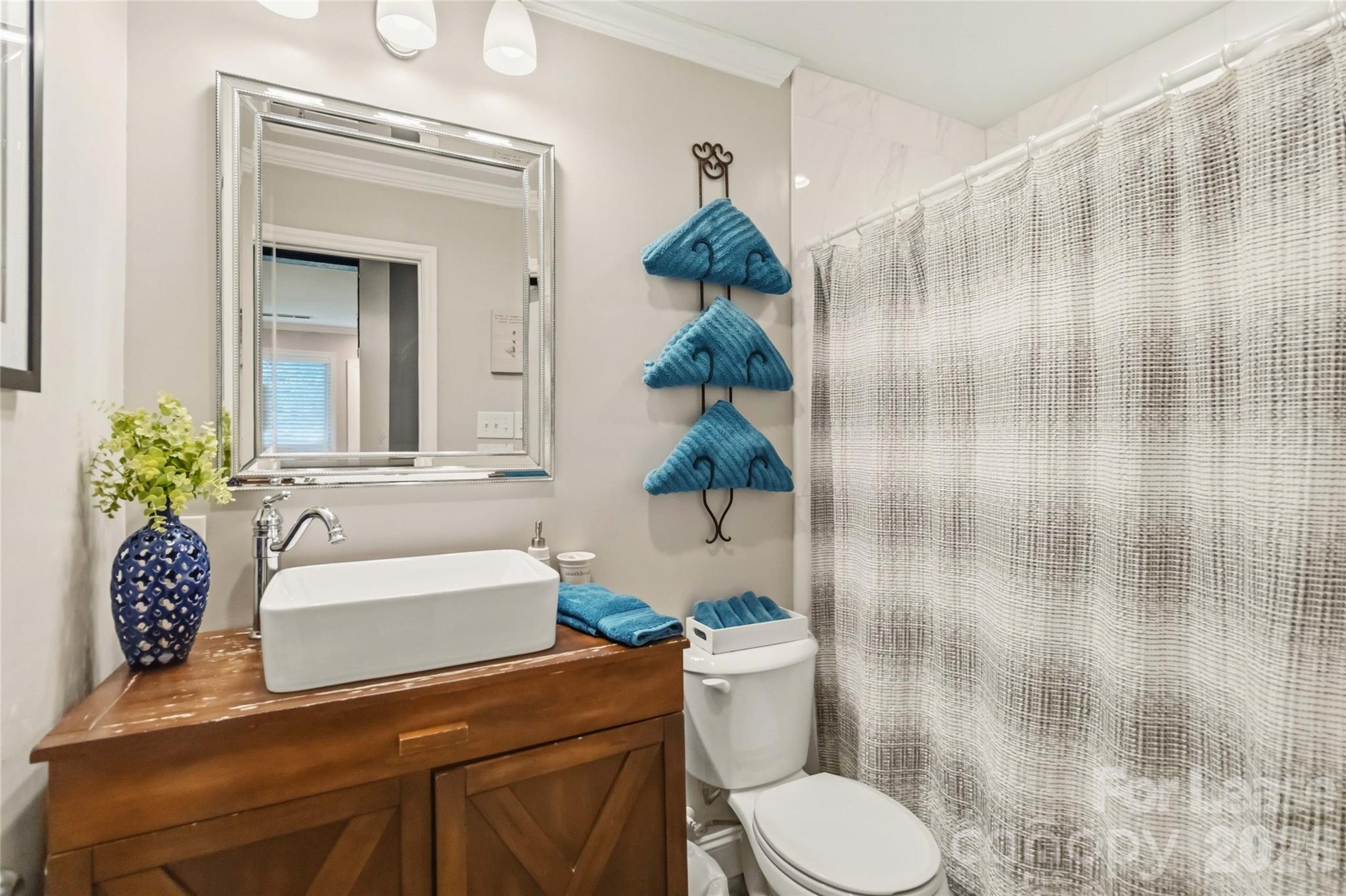 4231 Firethorne Road Charlotte, NC 28205 - Photo 13 of 30