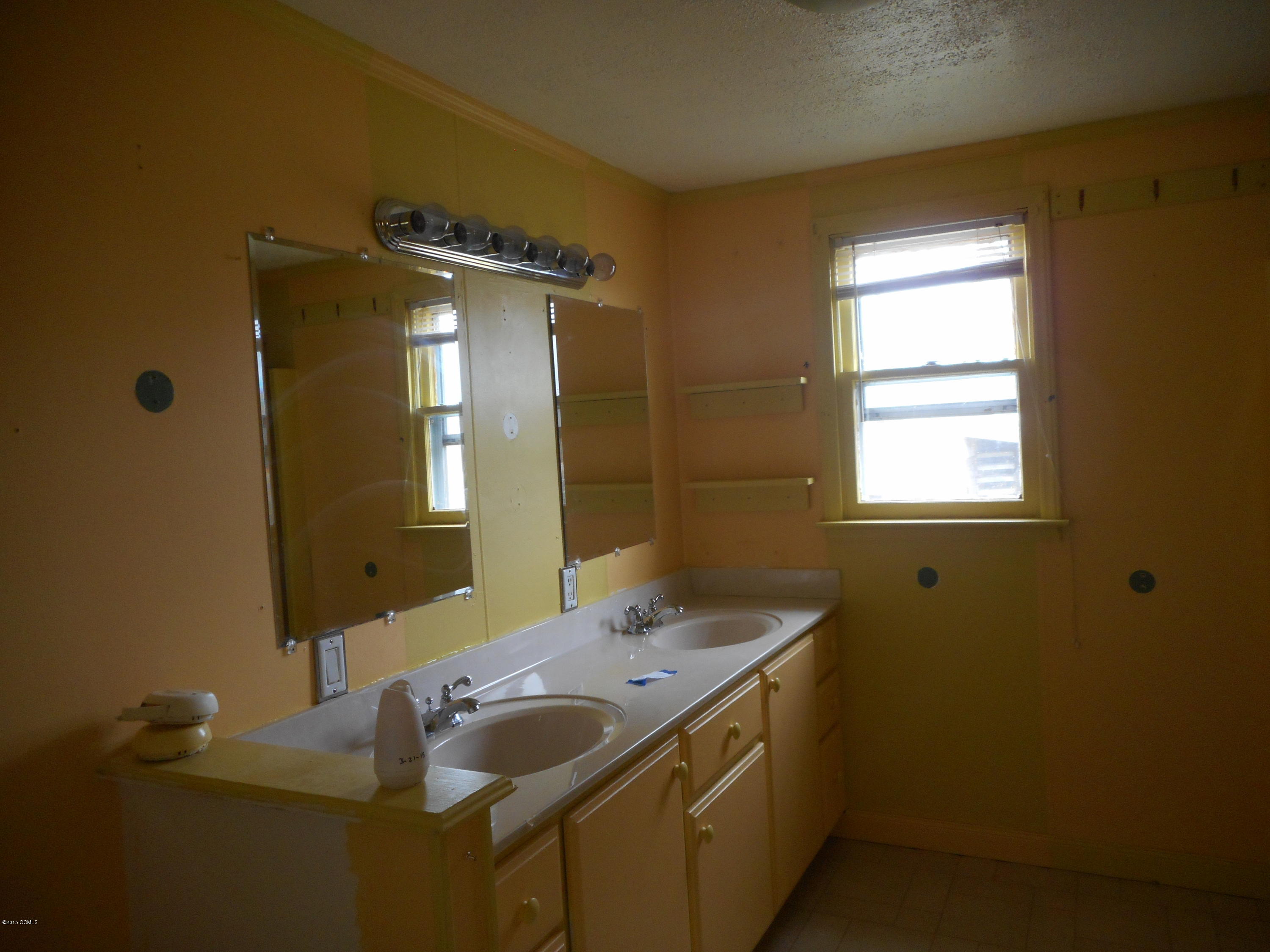584 Nine Foot Road Newport, NC 28570 - Photo 6 of 9 BATHROOM