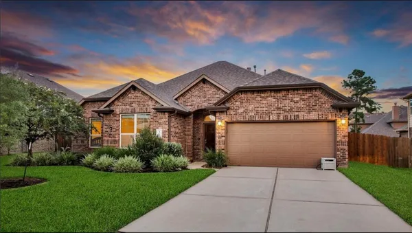 $370,000 | 1535 Judson Oak Drive, Conroe, TX 77384
