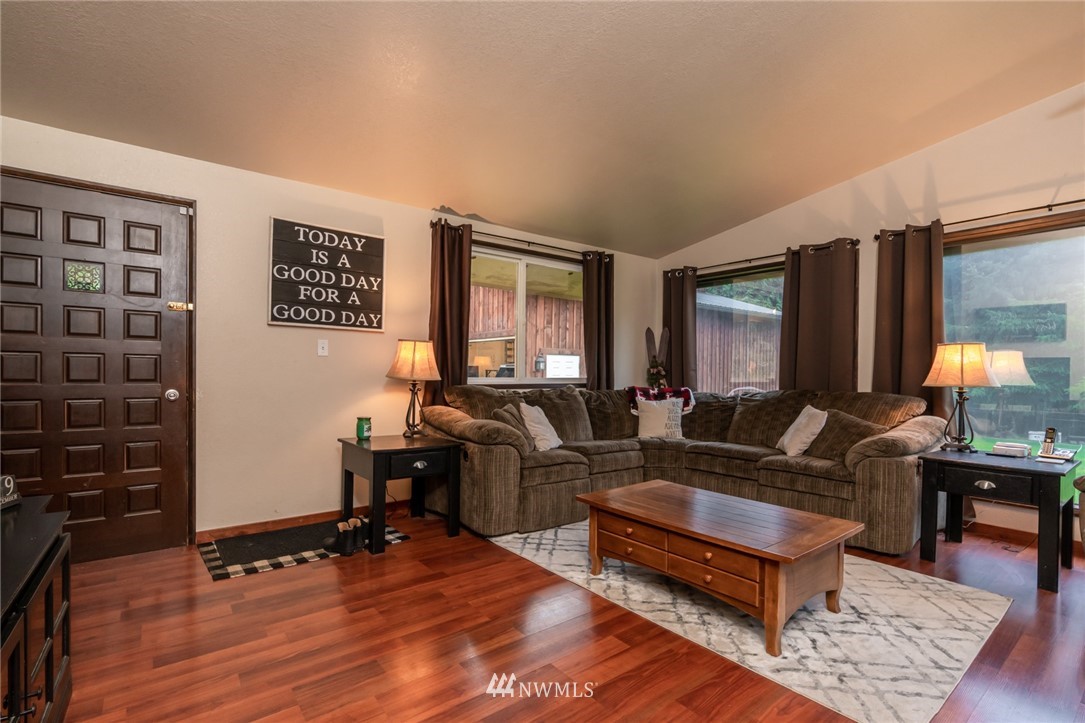 137 John Road Chehalis, WA 98532 - Photo 5 of 40