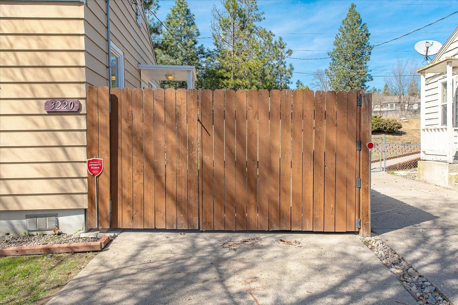 3220 West Trinity Circle Spokane, WA 99224 - Photo 3 of 35