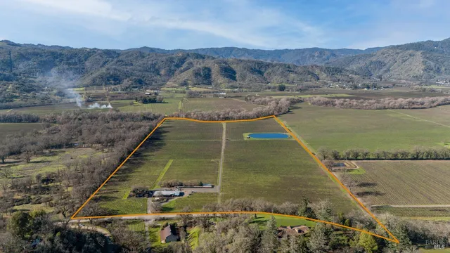$1,250,000 | 4900 Old River Road, Ukiah, CA 95482