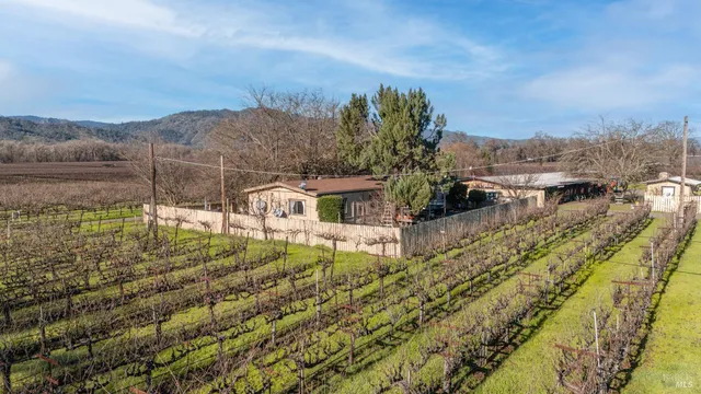 $1,250,000 | 4900 Old River Road, Ukiah, CA 95482