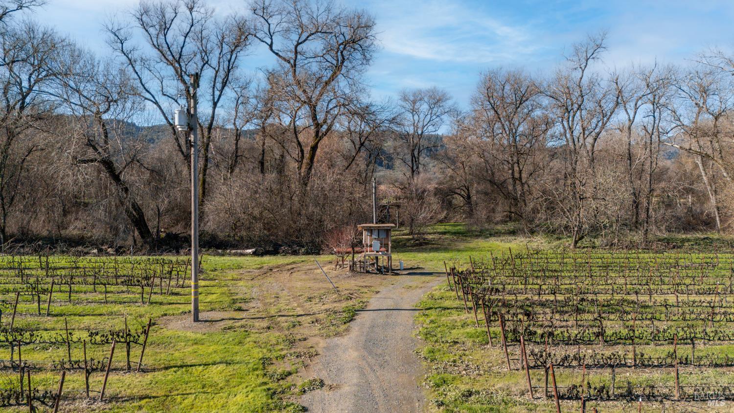 4900 Old River Road Ukiah, CA 95482 - Photo 7 of 18
