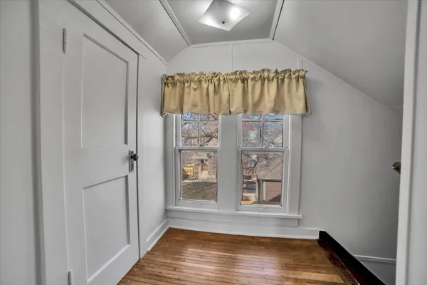 $219,900 | 257 West Illinois Avenue, Aurora, IL 60506