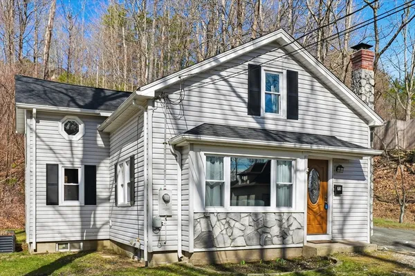 $324,900 | 75 C Street, Athol, MA 01331