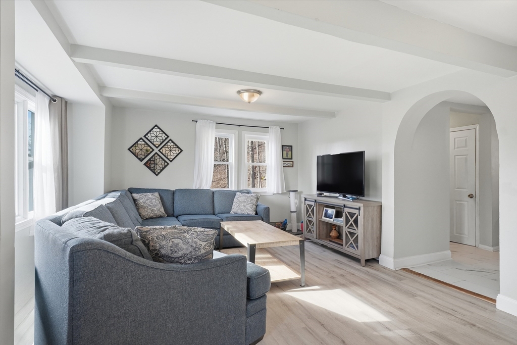 75 C Street Athol, MA 01331 - Photo 3 of 22