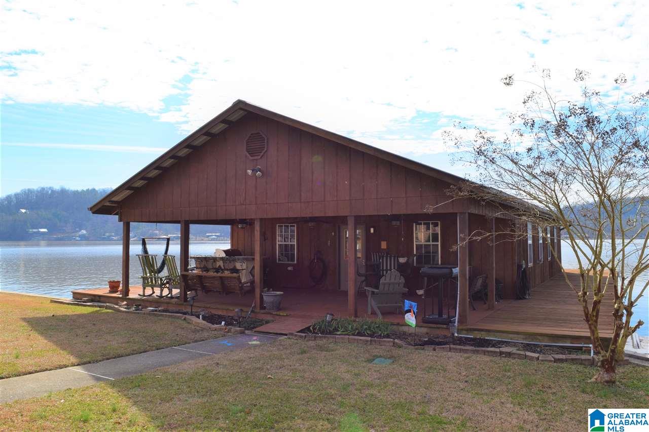 987 Charada Lake Road Rainbow City, AL 35906 - Photo 3 of 47