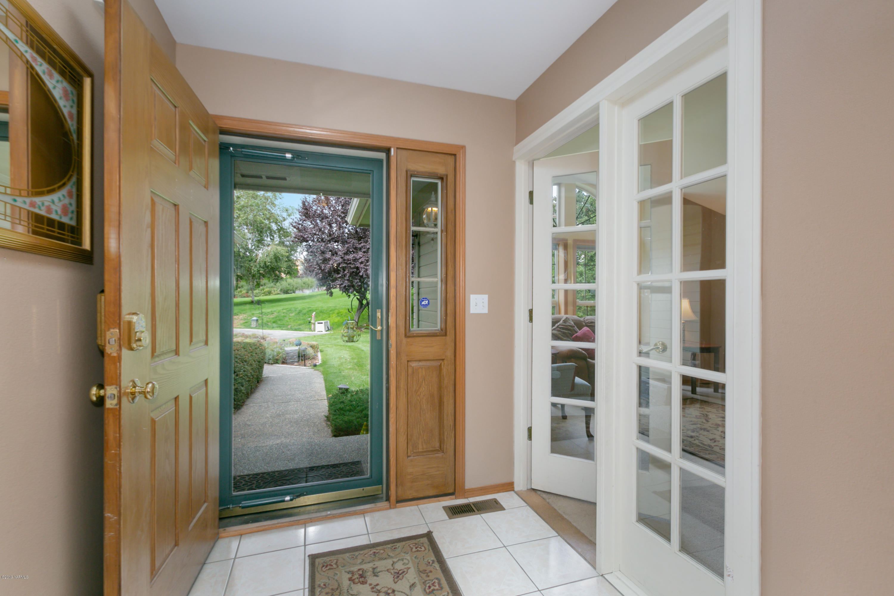 10501 Summitview Road Yakima, WA 98908 - Photo 3 of 22 a view of front door