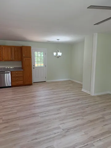 $2,195 | 204 Oakdale Drive, Summerville, SC 29483