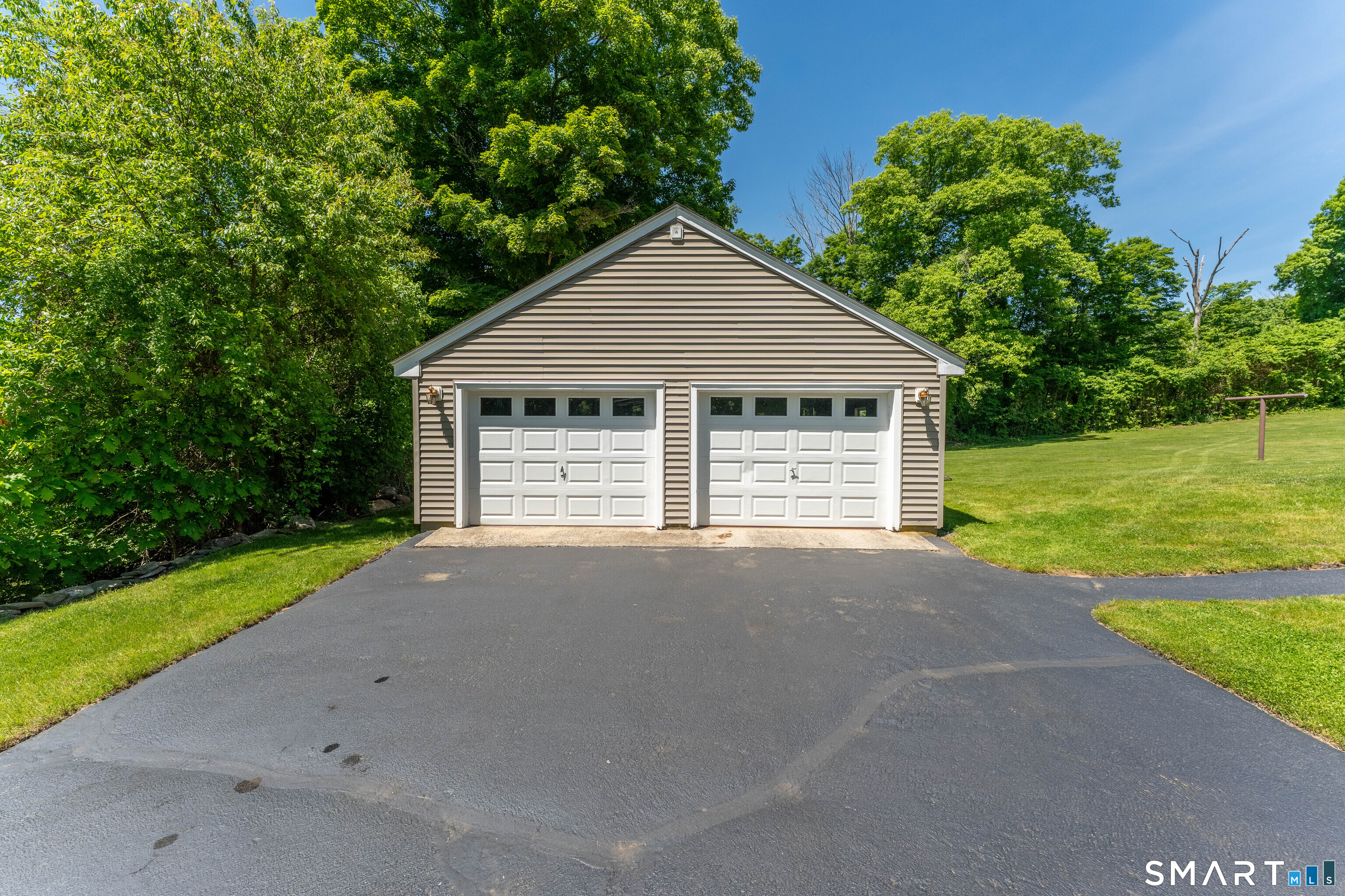 33 Ference Road Ashford, CT 06278 - Photo 3 of 27
