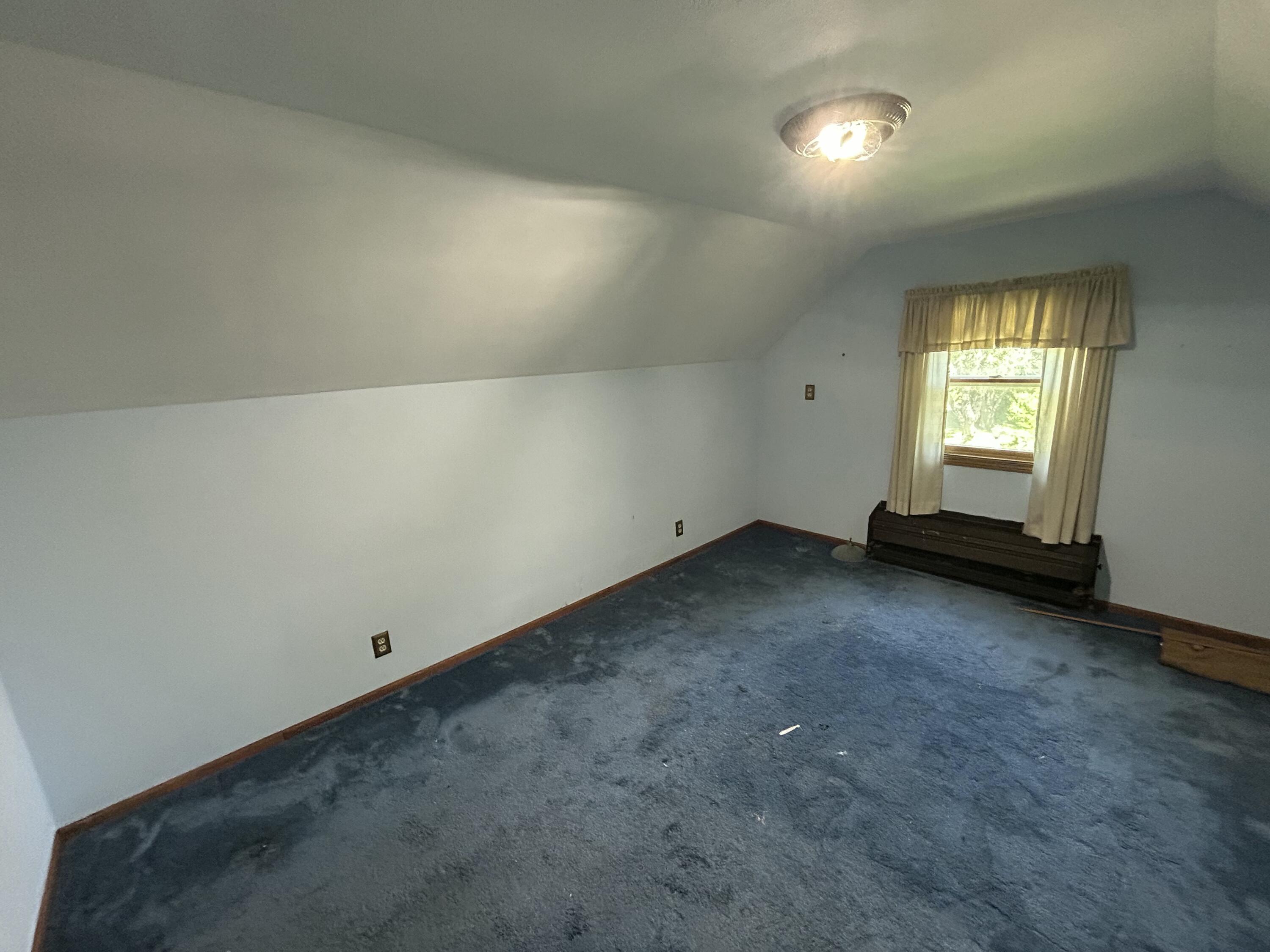 6845 Highway 31 Caledonia, WI 53402 - Photo 11 of 21 Bright and airy