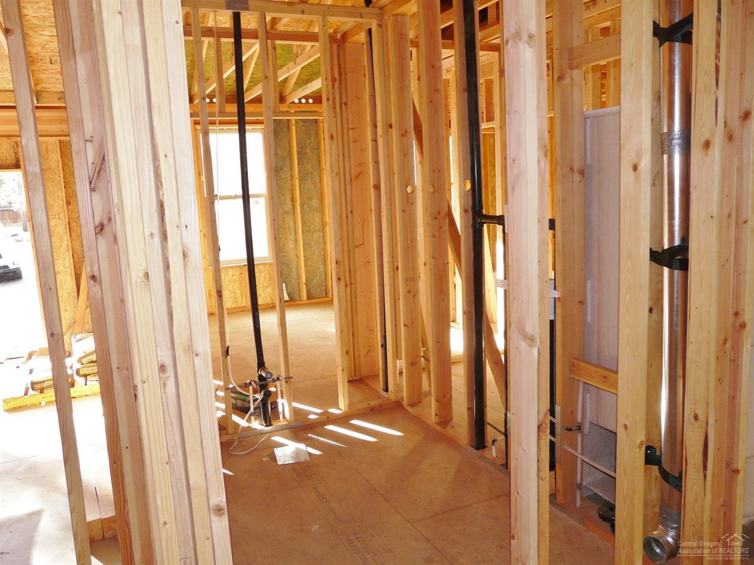56006 Snow Goose Road Bend, OR 97707 - Photo 13 of 23 Gallery Image 13