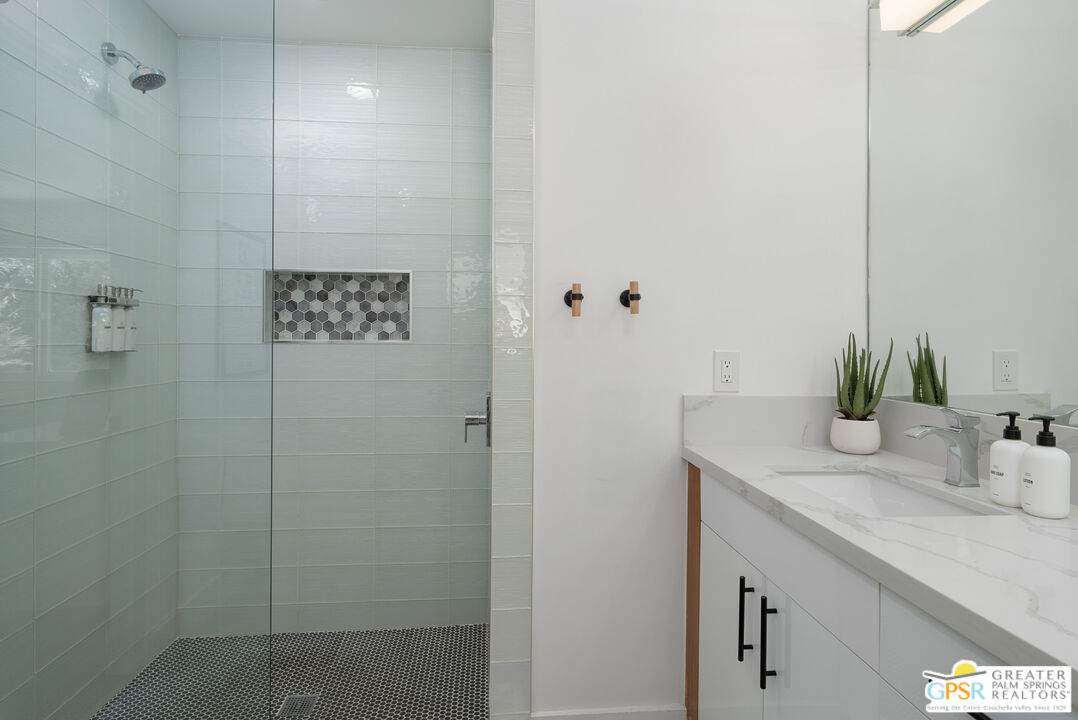 2893 East Valencia Road Palm Springs, CA 92262 - Photo 18 of 36 Gallery Image 18