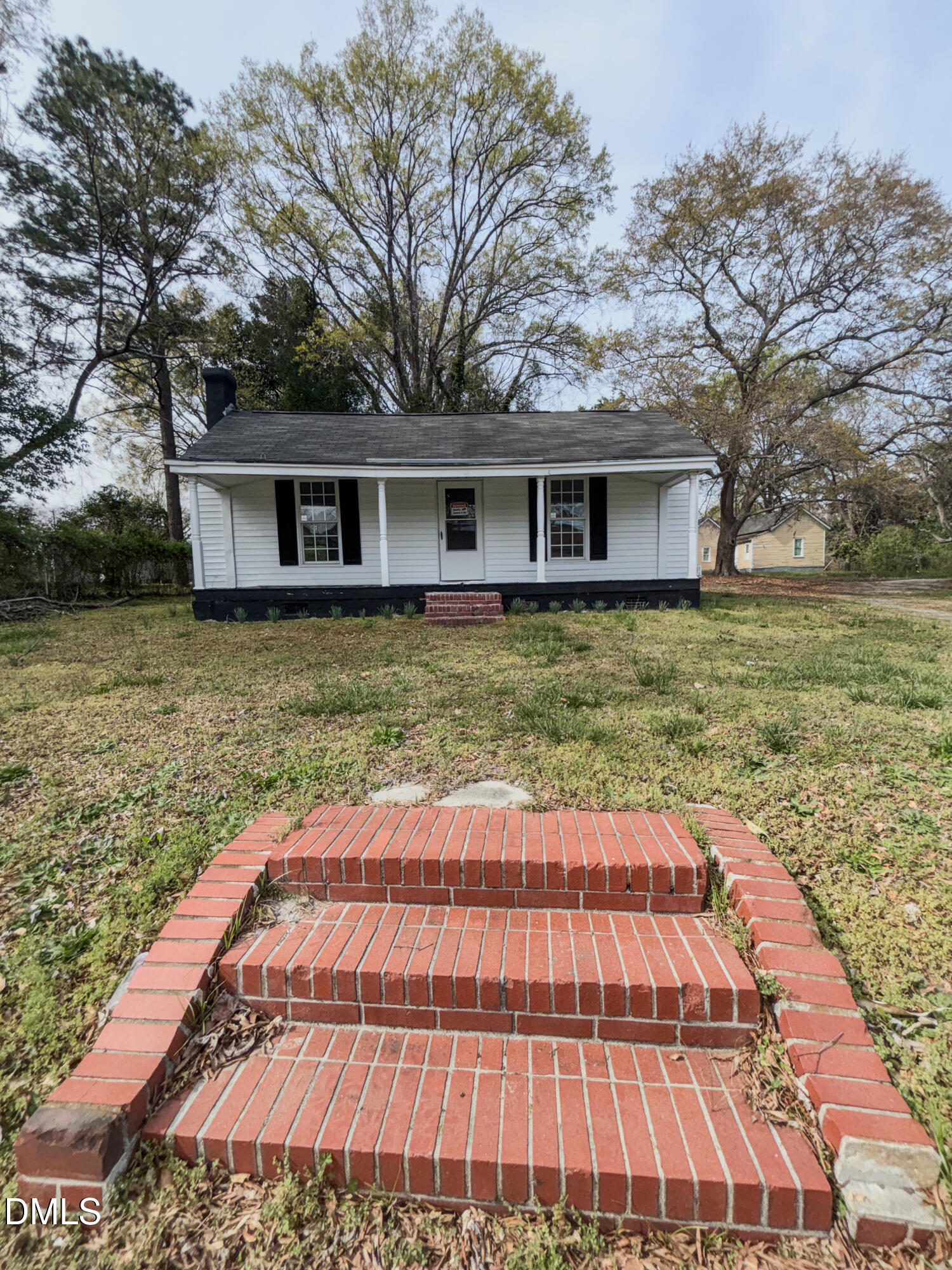 240 East Raleigh Boulevard Rocky Mount, NC 27801 - Photo 2 of 35