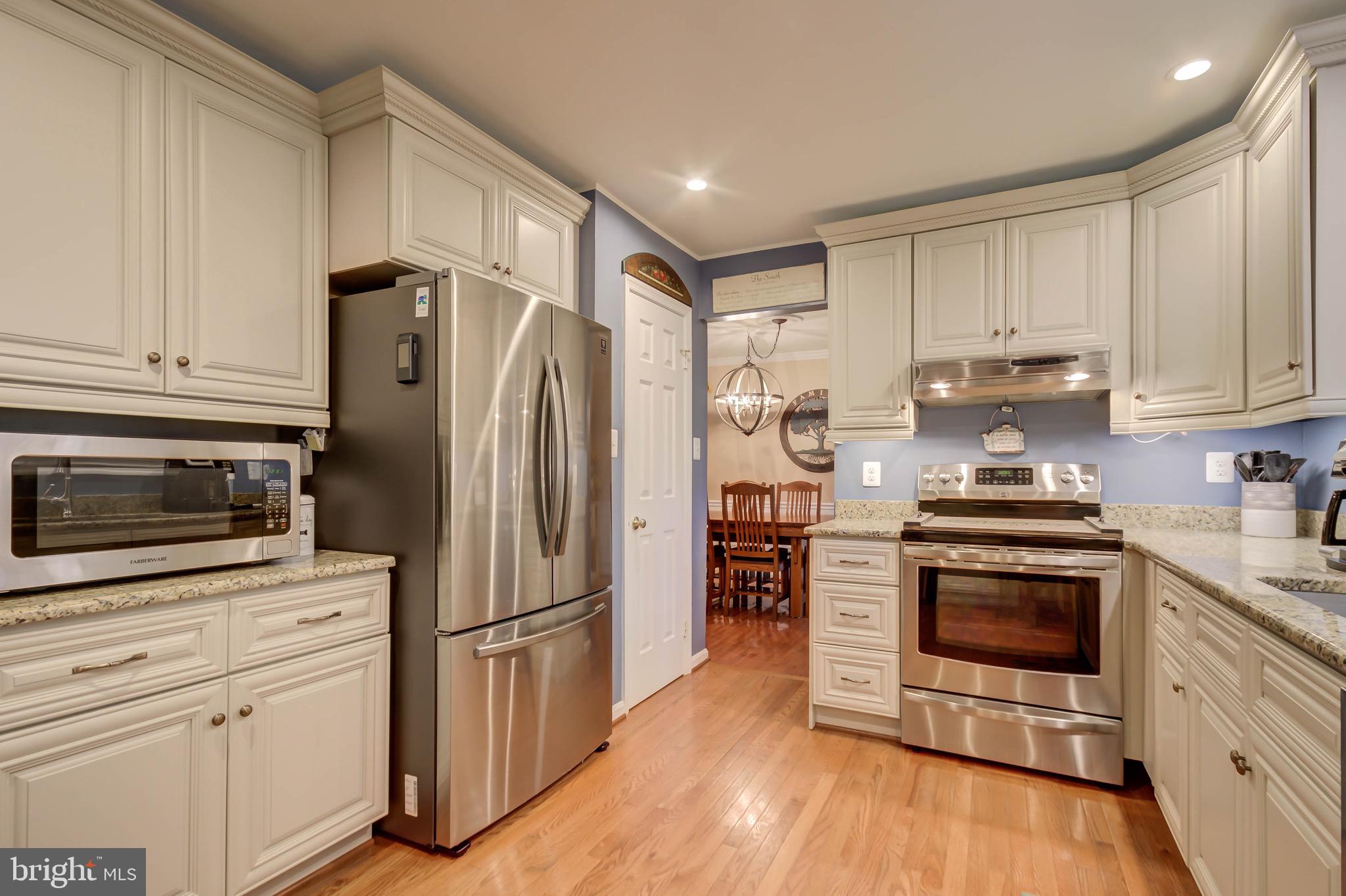 10309 Cedar Ridge Drive Manassas, VA 20110 - Photo 15 of 46 Kitchen
