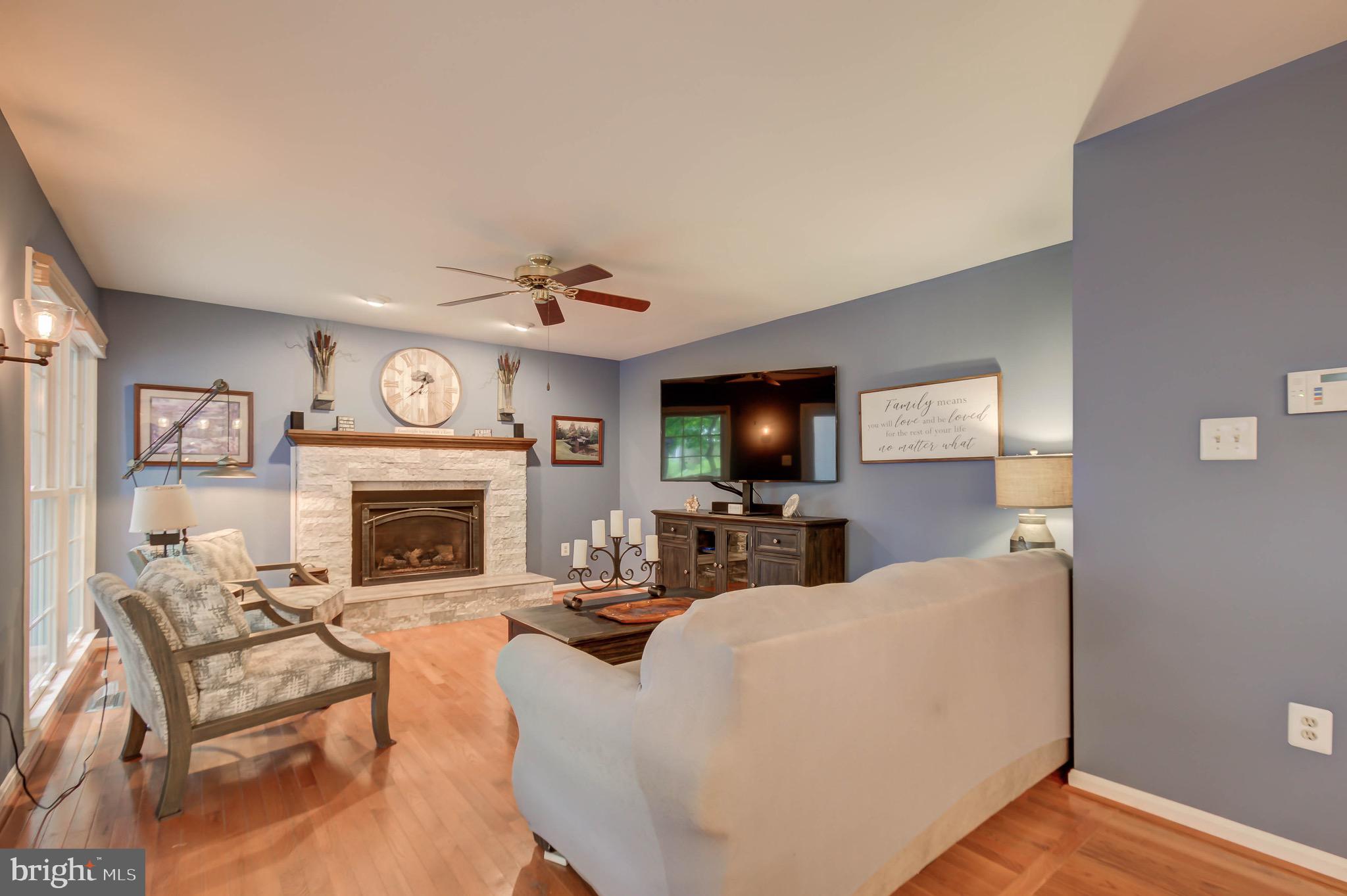 10309 Cedar Ridge Drive Manassas, VA 20110 - Photo 19 of 46 Family Room
