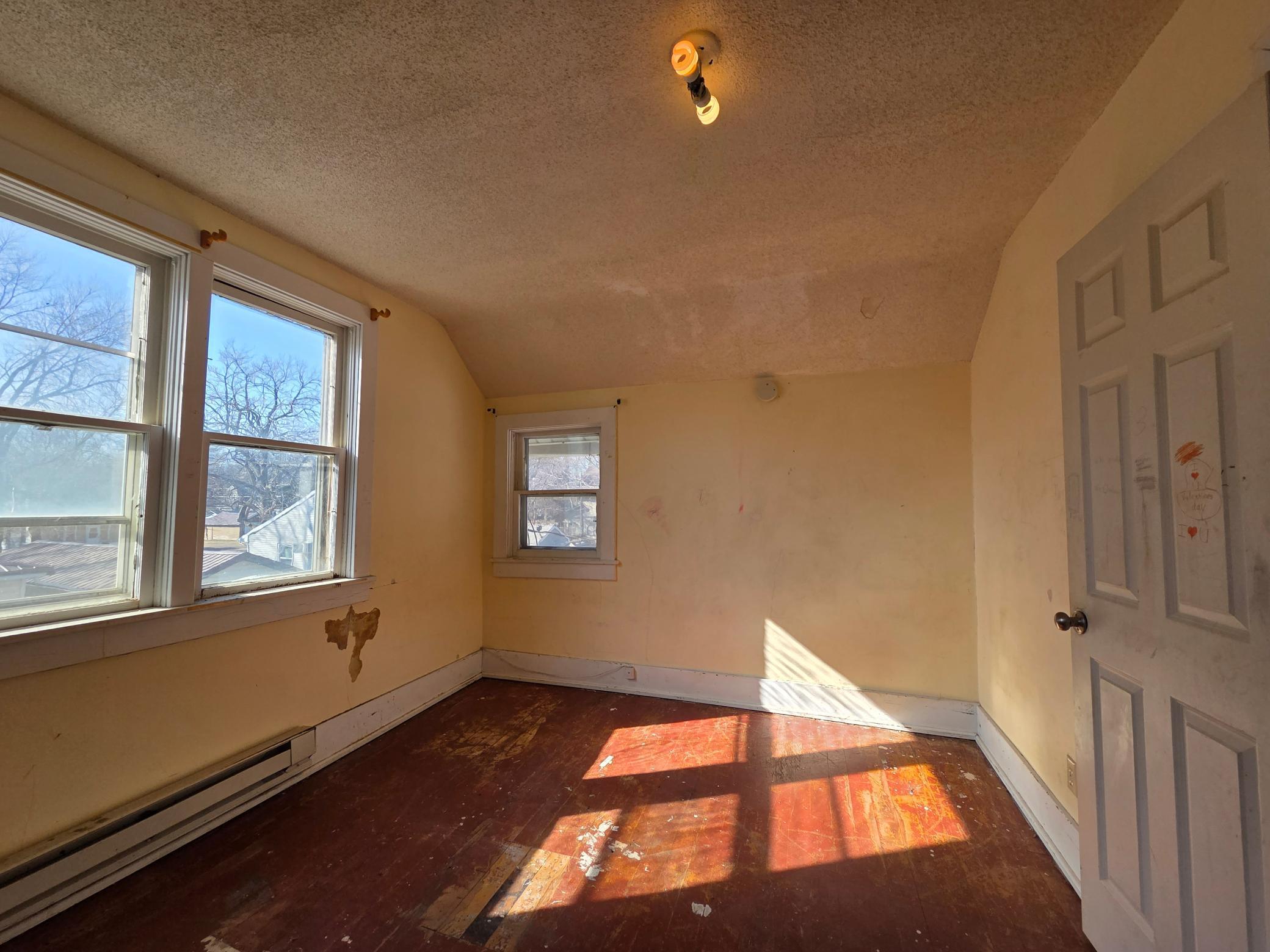 425 6th Street Tracy, MN 56175 - Photo 18 of 37