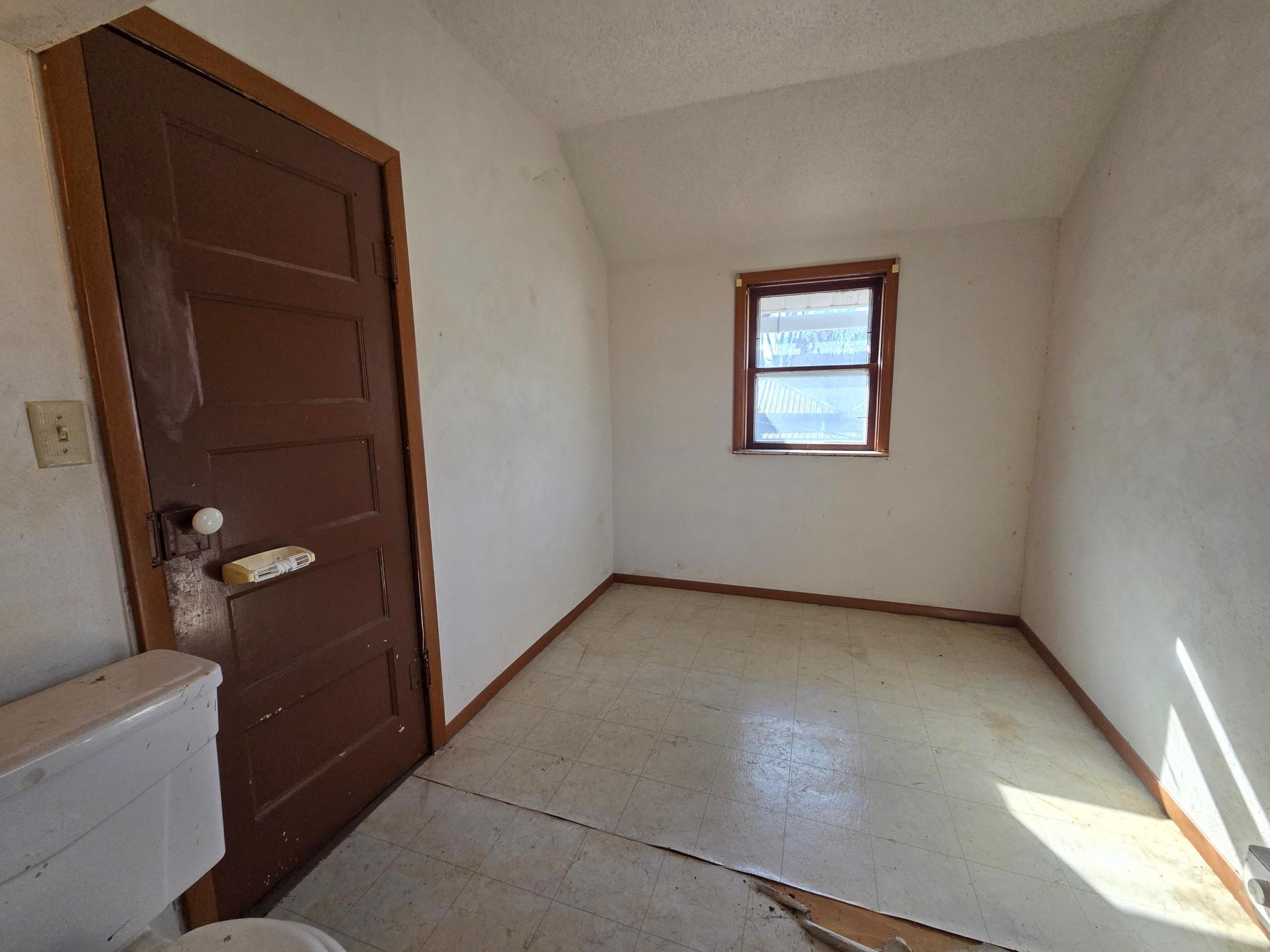 425 6th Street Tracy, MN 56175 - Photo 20 of 37