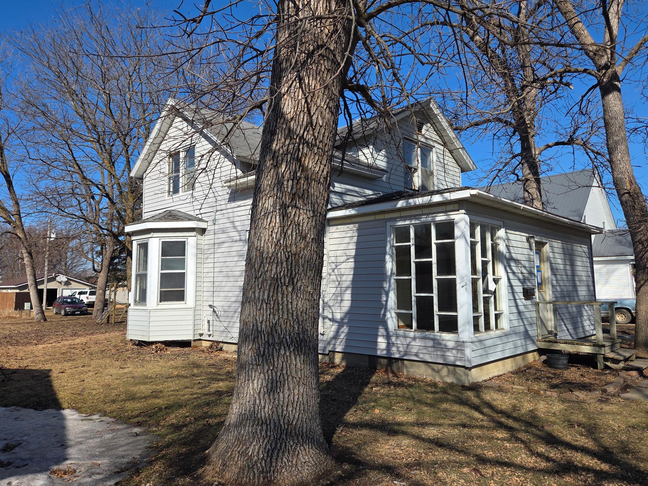 425 6th Street Tracy, MN 56175 - Photo 2 of 37