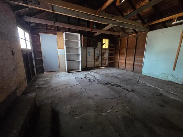 $29,900 | 425 6th Street, Tracy, MN 56175