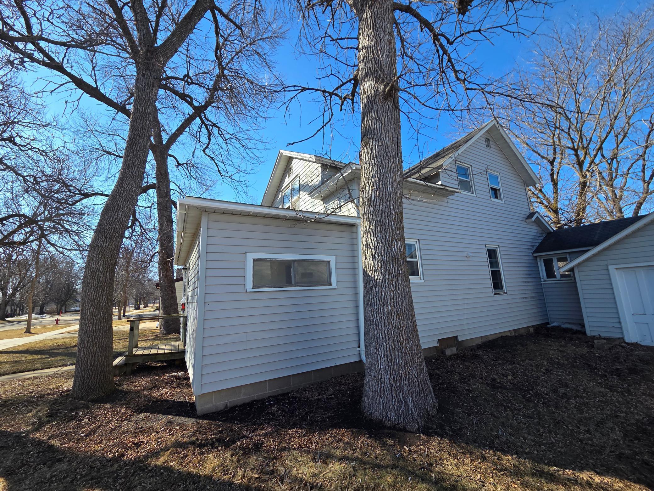425 6th Street Tracy, MN 56175 - Photo 31 of 37