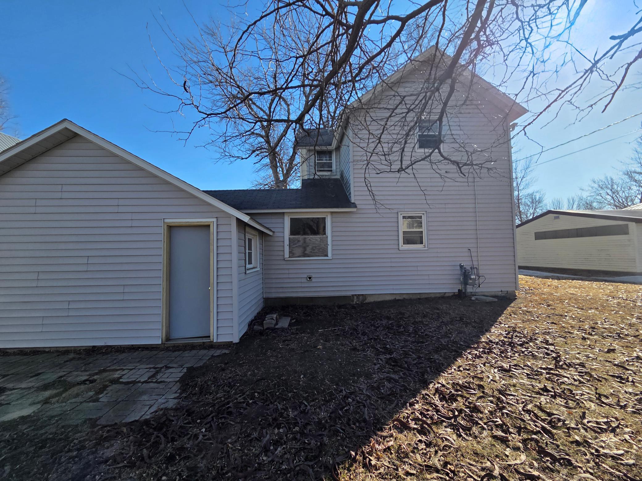 425 6th Street Tracy, MN 56175 - Photo 32 of 37
